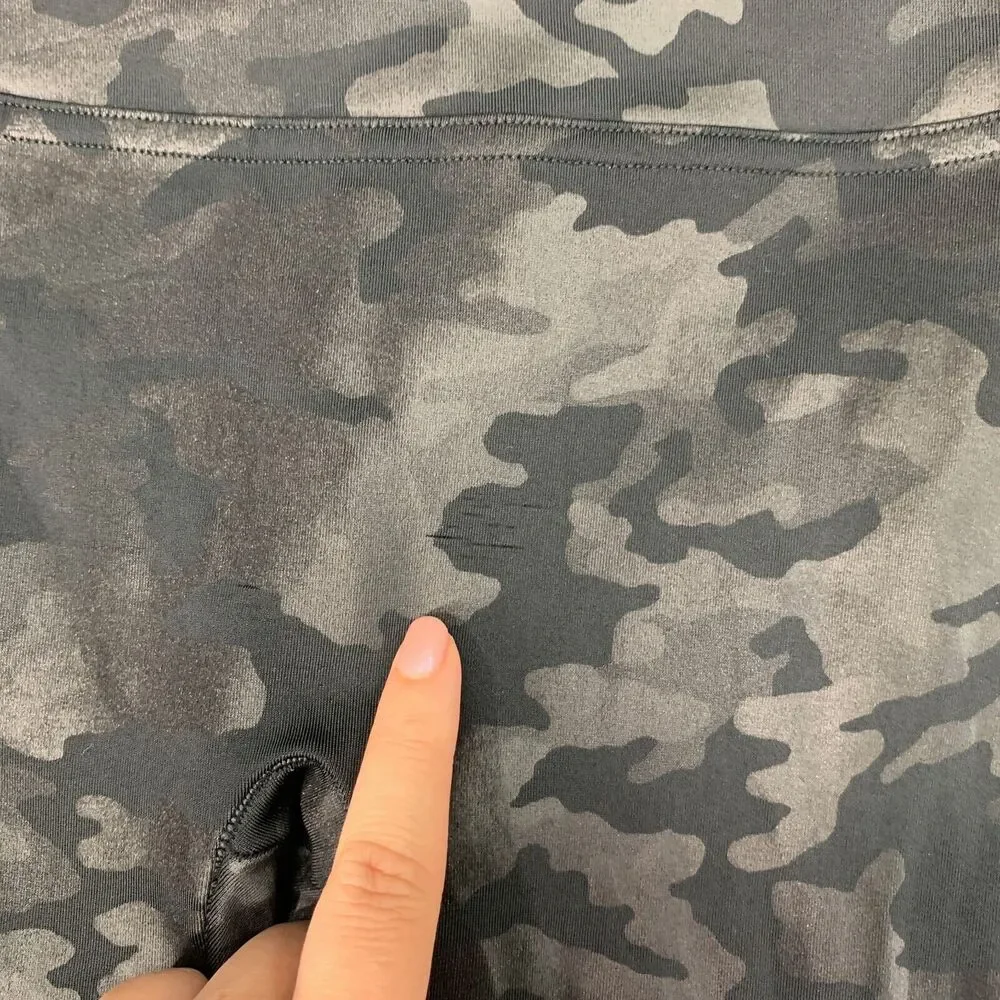 Spanx Legging Womens S Small Black Camo Faux Leather Pull On Wide Band Fitted